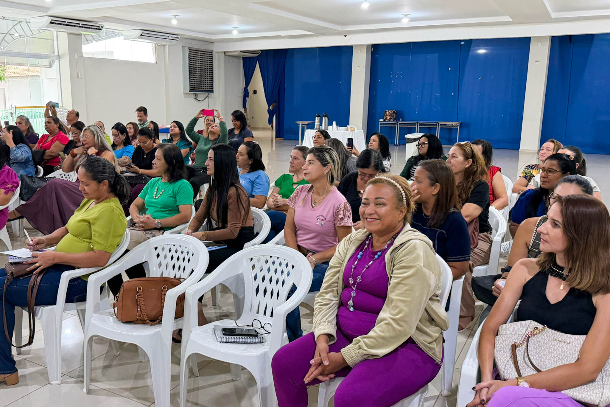 Coordenadores da rede municipal se reúnem com Sintep e ampliam canal de comunicação