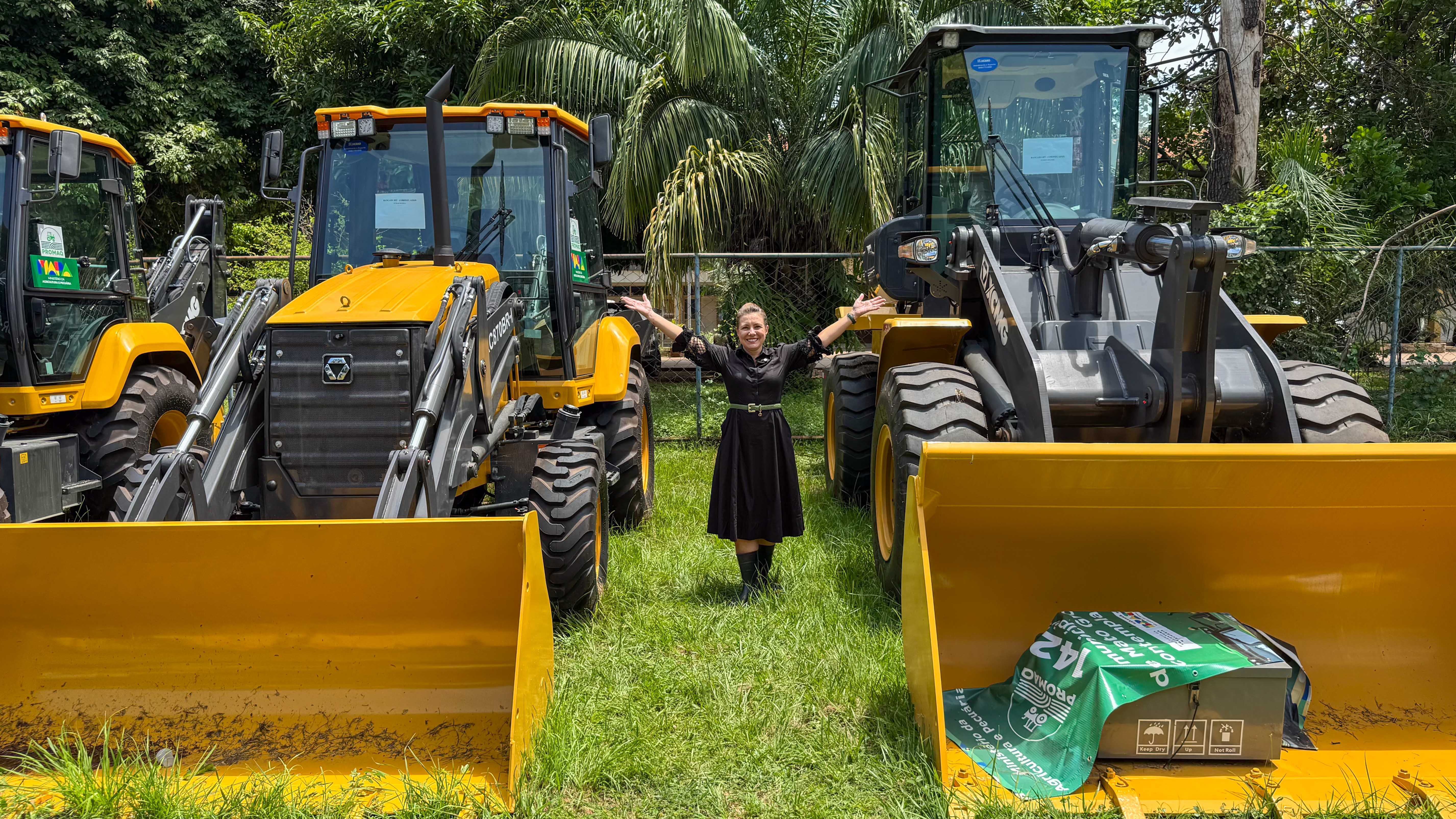 Várzea Grande reforça parque de máquinas com novos veículos
