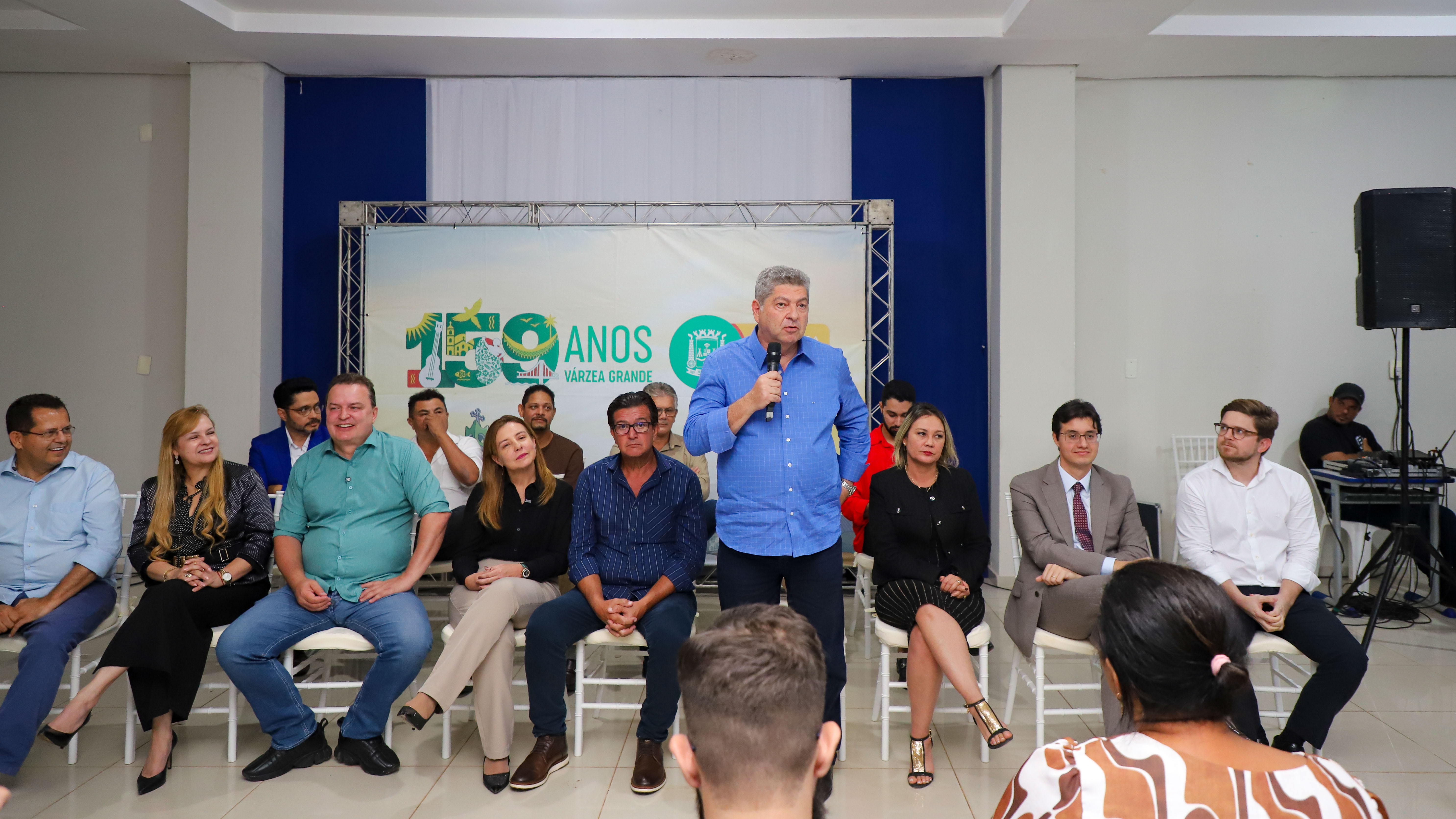 Foto 42 da galeria