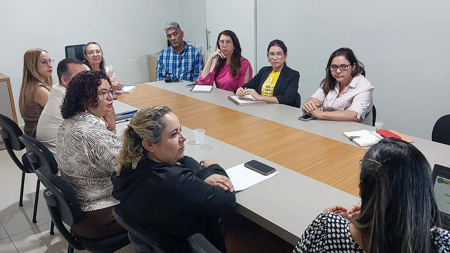 Equipe técnica prepara plano de trabalho e agenda de reuniões para novo Plano Municipal de Educação