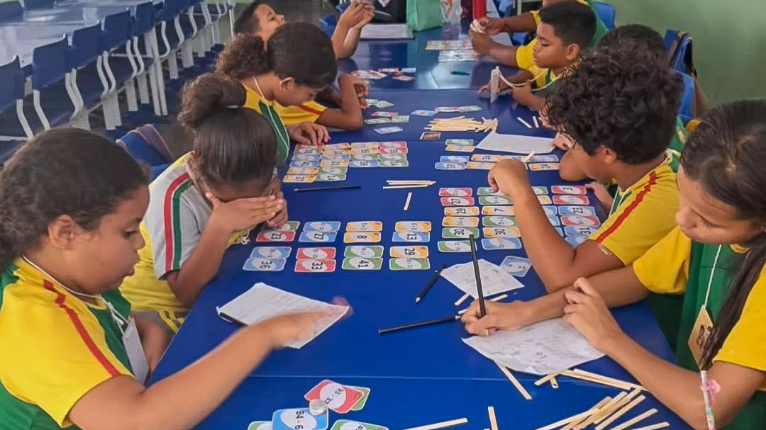 Alunos da Emeb Líbia da Costa Rondon   participam de oficinas e reforço escolar  